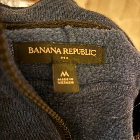 Banana Republic medium blue 1/4 zip - Picture 2 of 3